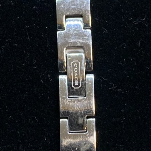 Coach Bangle Bracelet Watch Womens Ivory - Picture 4 of 6